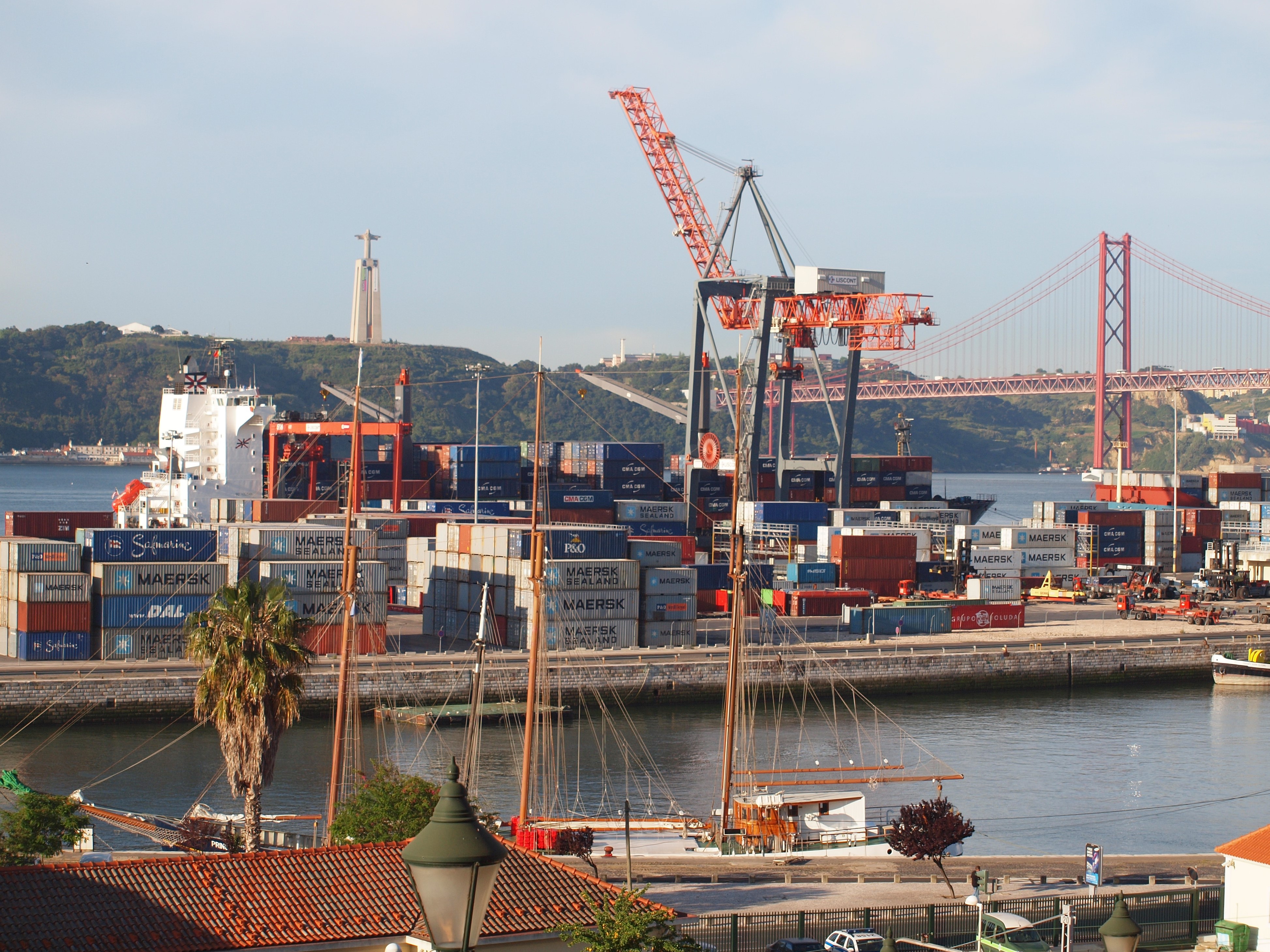 Porto de Lisboa continua a crescer 