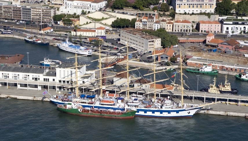 Gare Marítima da Rocha Conde de Óbidos